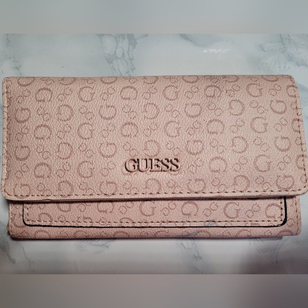 Guess‎ Dusty Pink Embossed Wallet